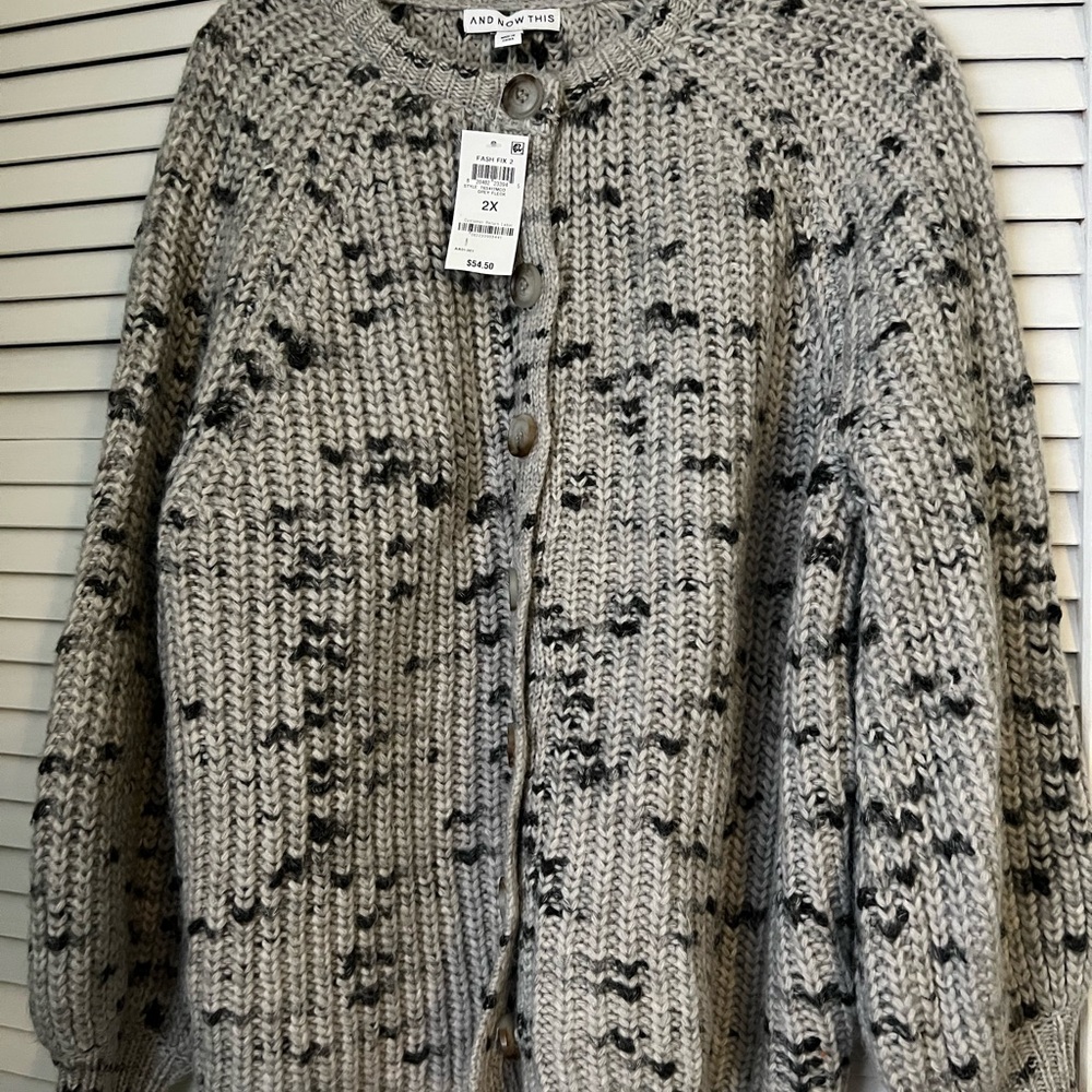 Gray and Black Women's Cardigan Sweater